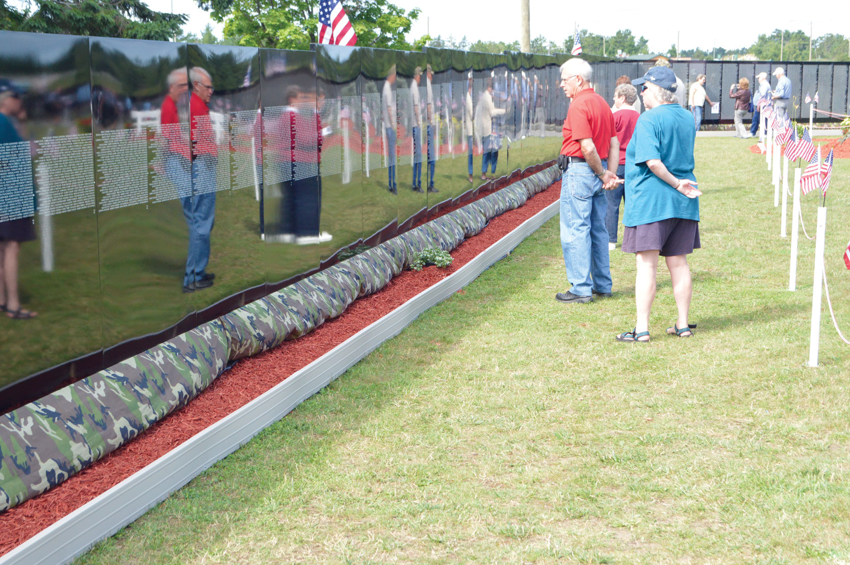 Vietnam Moving Wall visits Manistique | News, Sports, Jobs - Daily Press